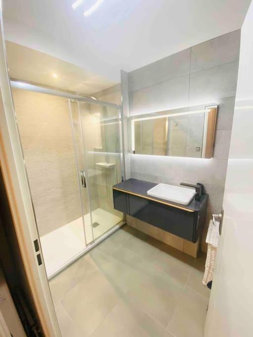 Luxueux T3 Piscine Et Vue Somptueuse
